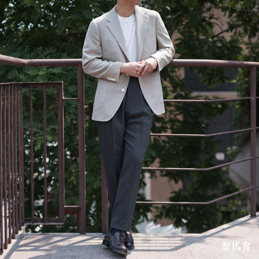 C&J Antich 澳洲美丽诺羊毛卡其色亲王格全麻衬单西 商品图2