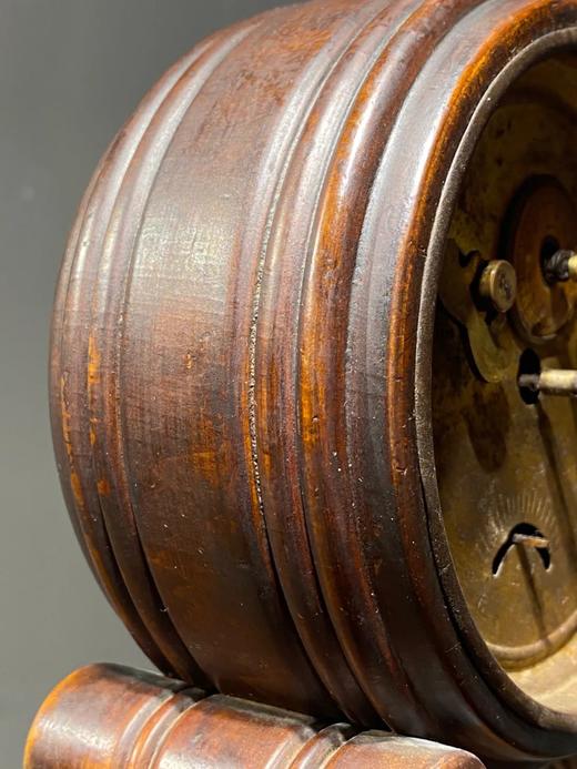 整木挖镶嵌机械式闹钟，民国时期， 顺丰包邮 商品图13