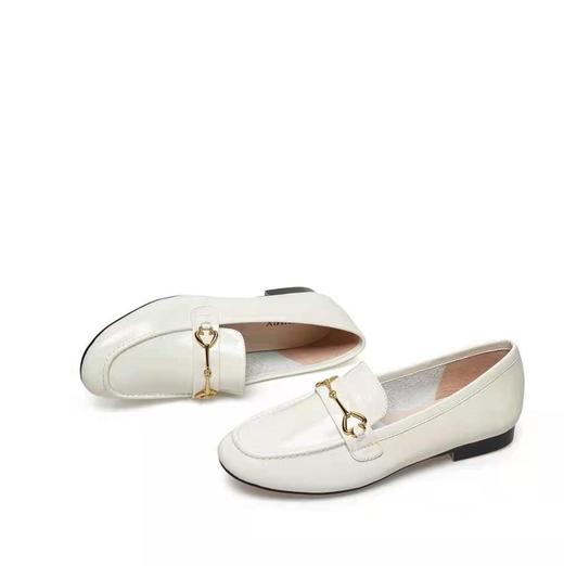 【天美意】牛皮革女单鞋 商品图1