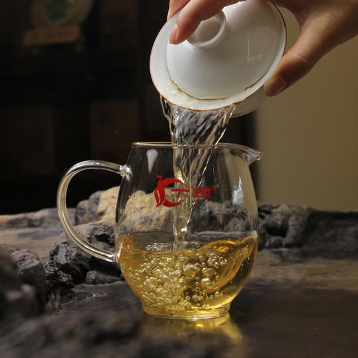 一球2021年百山百味·冰岛普洱生茶饼200g 商品图4