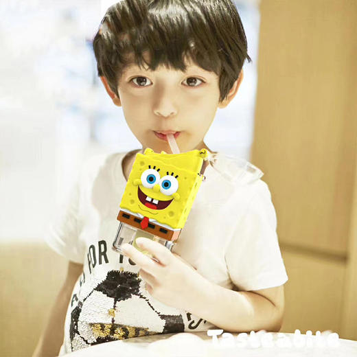 【夏季热卖爆品】FamilyOut凡米粒雪糕水壶（海绵宝宝）235ml儿童出游出游水壶便携式家用小型迷你旅行水杯 商品图3