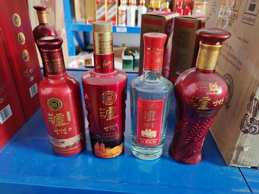 【推荐】清仓裸瓶 泸州组合装  典藏+柔和+柔顺+福运双禧 商品图0