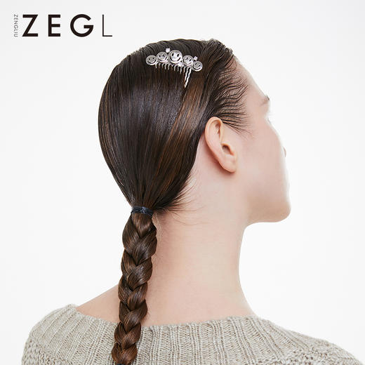 ZEGL设计师笑脸发梳插梳盘发气质发卡女韩版头饰复古时尚网红发饰 商品图3