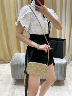 BECKY 菱形绗缝双拉链手拿链条包-杏色