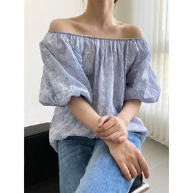【别致设计感】一字肩泡泡袖 锁骨衬衫 清新可爱 小众娃娃衫