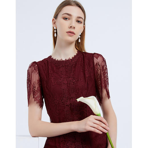 EITIE爱特爱夏季新款温柔花边领复古蕾丝收腰显瘦A字连衣裙 商品图2