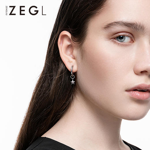 ZEGL宇航员星星耳环女小众设计感耳钉耳扣2021年新款潮不对称耳饰 商品图1