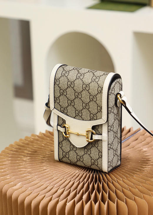 马衔扣 𝟭𝟵𝟱𝟱系列手机包 原厂皮-白色 商品图4