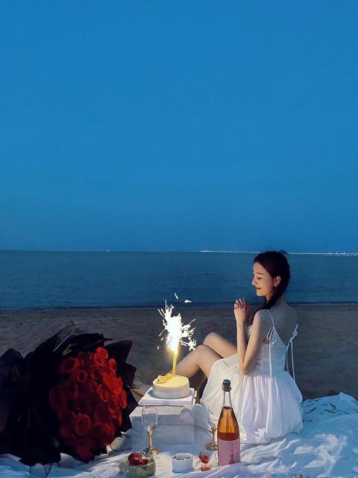 好看的喷花蜡烛（颜色随机） 商品图0