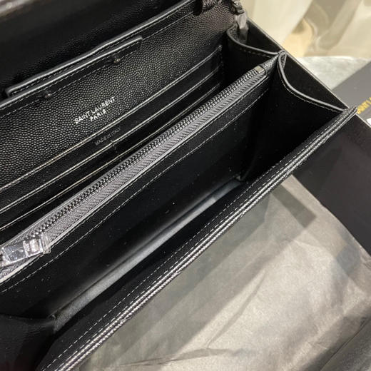 𝑴𝒐𝒏𝒐𝒈𝒓𝒂𝒎 𝑾𝒐𝒄信封包-黑色黑扣（原厂皮） 商品图7