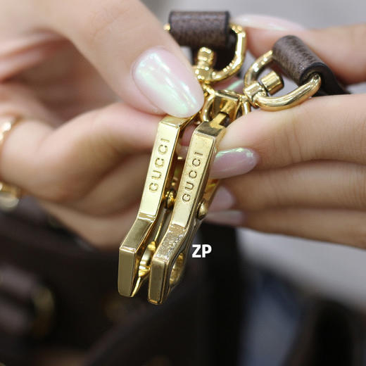 𝗢𝗽𝗵𝗶𝗱𝗶𝗮系列水桶包大号（原厂皮） 商品图8