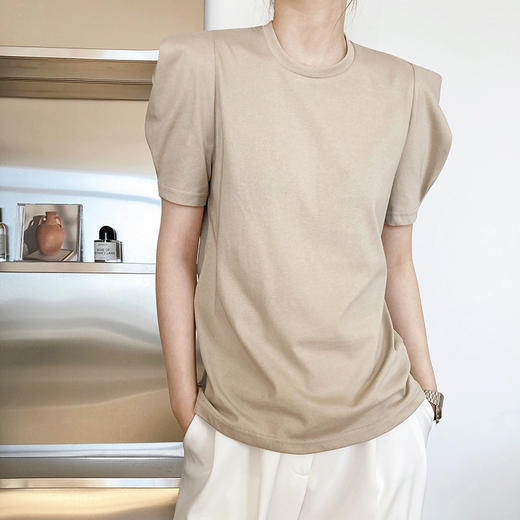 【 ins慵懒】 泡泡袖设计感T恤  慵懒宽松 经典圆领 商品图6