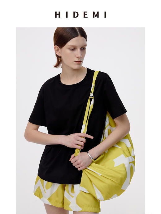 HIDEMI度假系列限定印花绸缎面行囊背包 商品图13