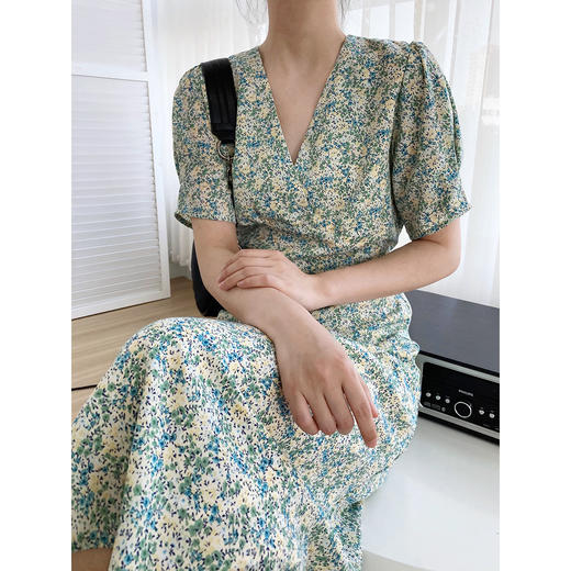 【优雅油画风】法式复古茶歇裙 收腰显瘦 v领修脸型 2色可选 商品图5