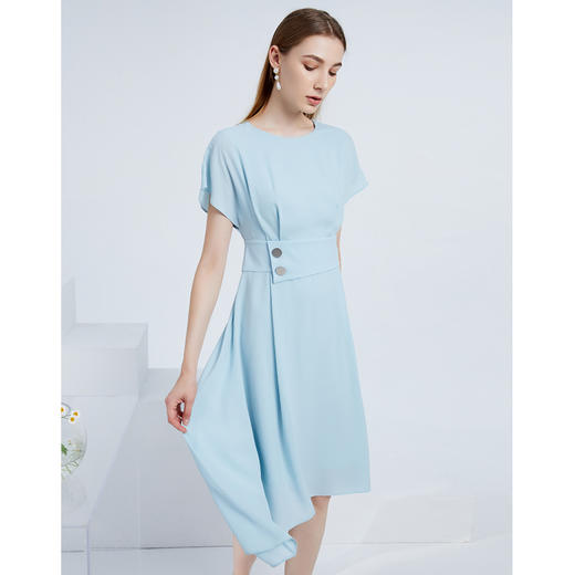 EITIE爱特爱夏季新款时尚气质圆领显瘦纯色简约连衣裙女59076107 商品图1