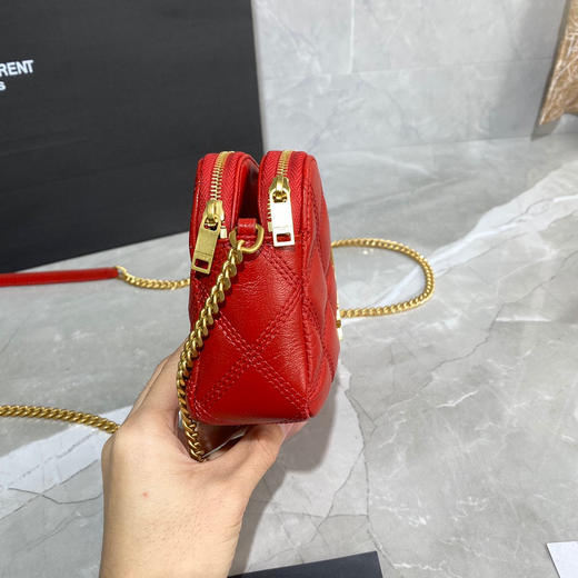 BECKY 菱形绗缝双拉链手拿链条包-红色 商品图6