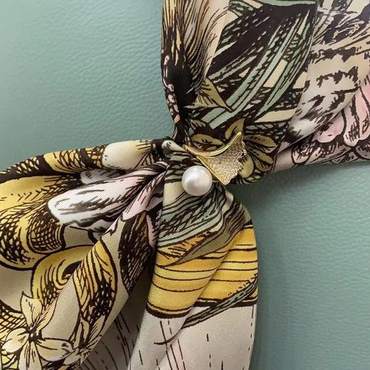 甄珠贝 一粒天然珍珠 银杏叶珍珠 丝巾扣 淡水珠面无暇亮度好 商品图5