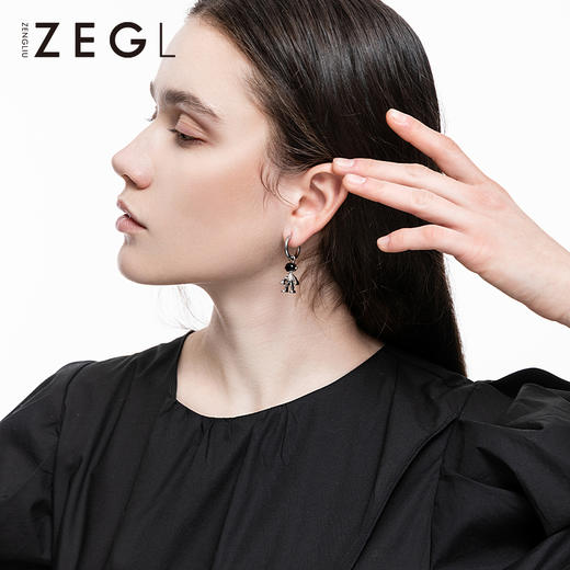 ZEGL宇航员星星耳环女小众设计感耳钉耳扣2021年新款潮不对称耳饰 商品图2