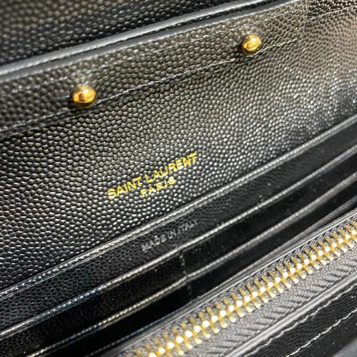 𝑴𝒐𝒏𝒐𝒈𝒓𝒂𝒎 𝑾𝒐𝒄信封包-黑色金扣（原厂皮） 商品图8