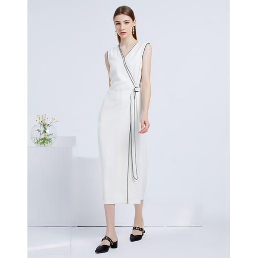 EITIE爱特爱夏季新款时尚通勤简约显瘦V领无袖收腰长款连衣裙6207987 商品图1