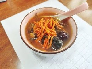 虫草花红枣枸杞乌鸡汤
