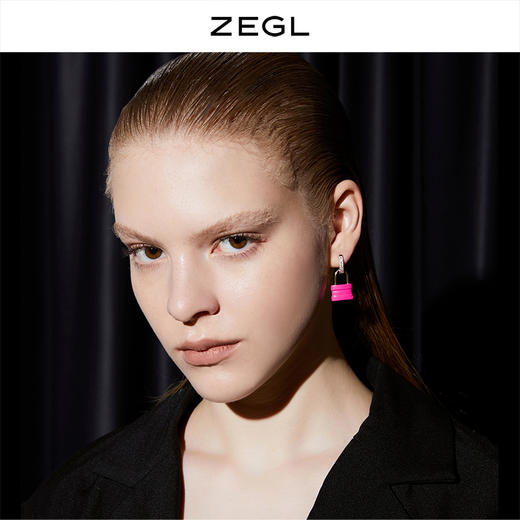 ZEGL可爱卡通小锁耳环女小众设计感简约耳扣耳钉耳坠复古网红耳饰 商品图4