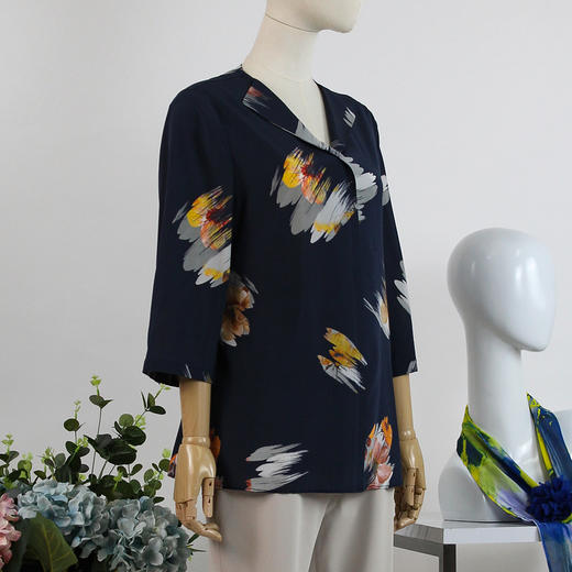 FOCALS福柯斯女装夏季新款桑蚕丝翻领系带印花衬衫RGBN358BV 商品图1