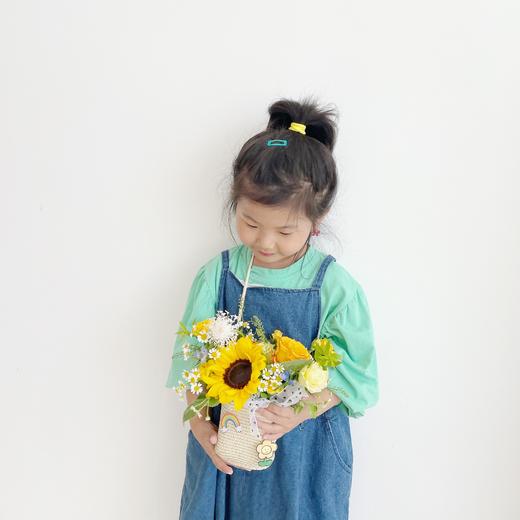 花艺  可爱万岁· 背包花篮（提篮装饰随机） 商品图3