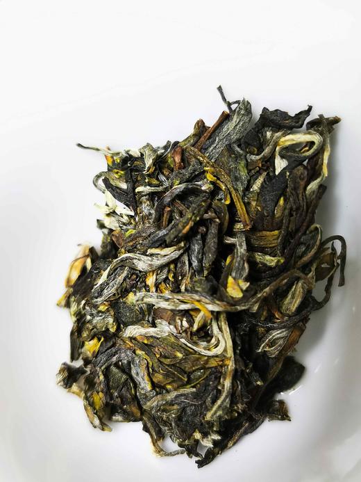 时有落花至，风随流水香——南糯山最高海拔茶区拔玛寨2022年古树头春挑采200g 商品图2