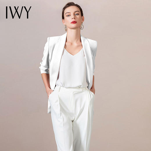 IWY/白色女西装套装短袖职业装时尚气质面试通勤正装修身工作西服
212061C1+212072P1（白） 商品图0