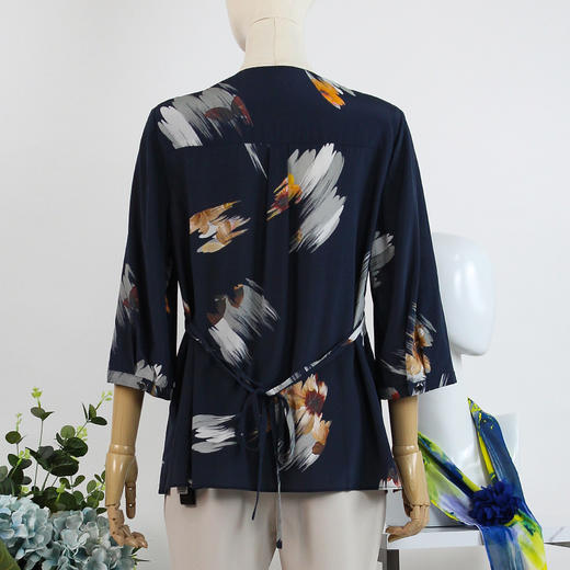 FOCALS福柯斯女装夏季新款桑蚕丝翻领系带印花衬衫RGBN358BV 商品图2