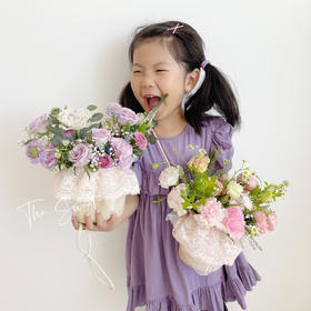 背着花花去上学 · 蕾丝花篮