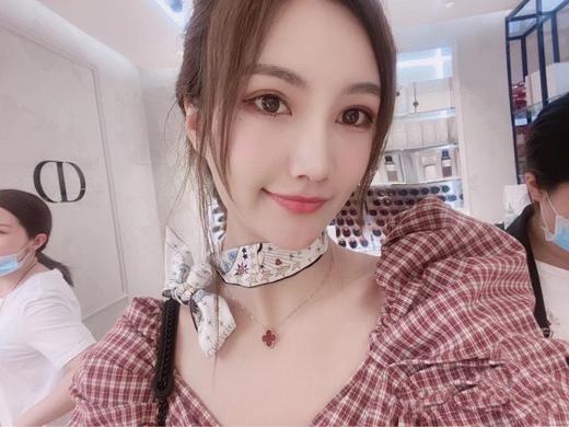 价值2000+ 一巾难求！迪&奥DIO*R 塔罗牌系列桑蚕丝束发带/飘带丝带 100%桑蚕丝斜纹绸缎 百搭有气质 可飒可甜 超适合凹造型 命运/恋人/女神/太阳/月亮/星星 人手一条 商品图0