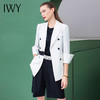 IWY/高端名媛白色双排扣西装女套装小西装外套女韩版休闲
212060C1 商品缩略图1
