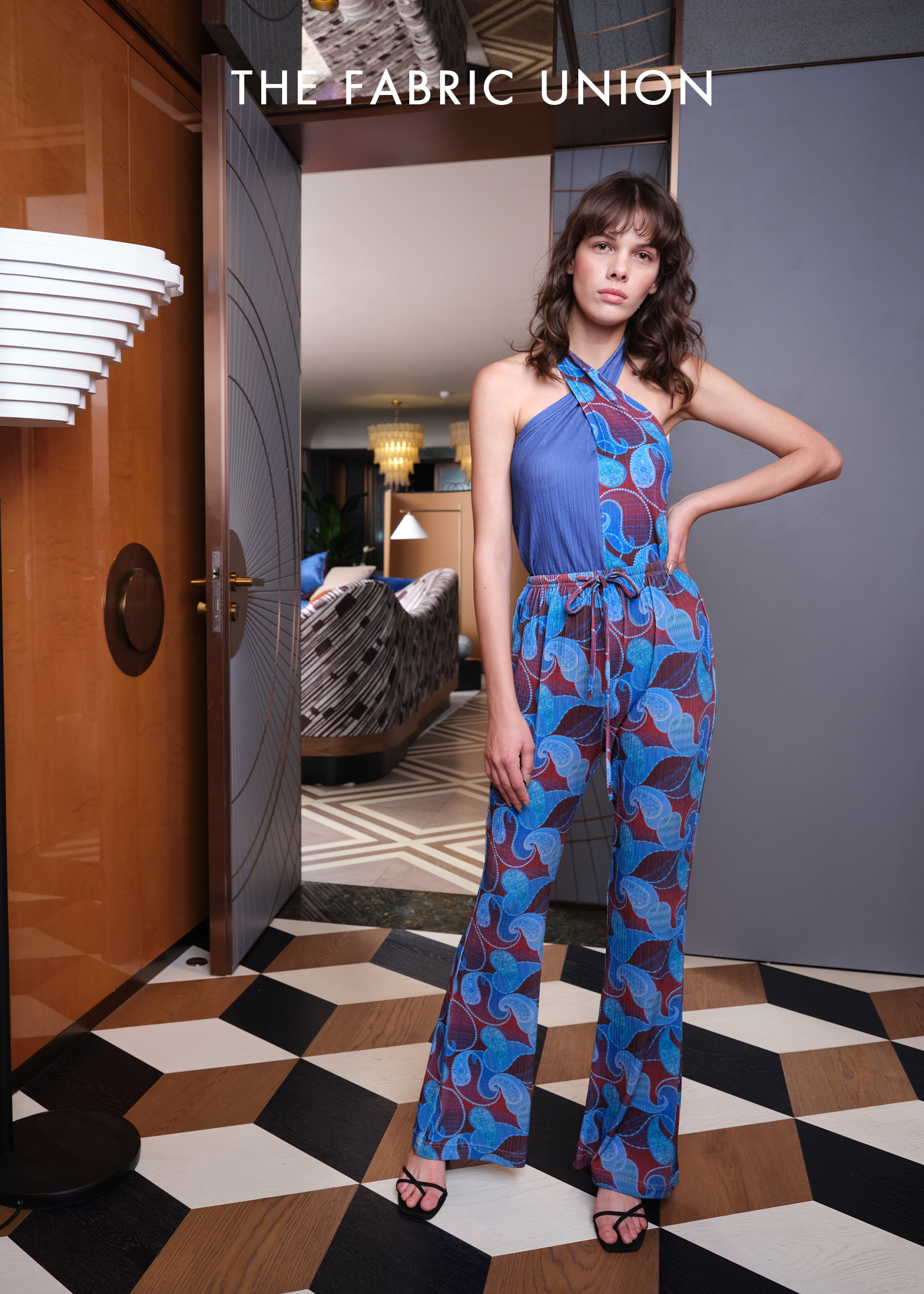 THE FABRIC UNION「海上梦旅」系列服装 套装:挂脖针织上衣+印花微喇针织长裤