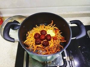 虫草花红枣枸杞乌鸡汤