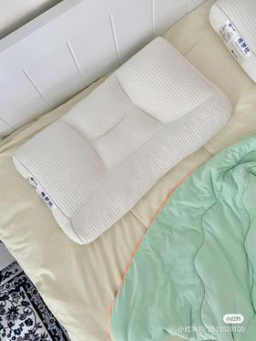 舒服到打滚儿😌！超好睡的夏被和枕头，爱了❤️