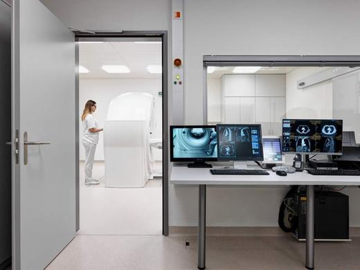 Phylum H (bilingual): Brunet Saunier Architecture on Healthcare/H门(双语):Brunet Saunier的医疗类建筑 商品图1