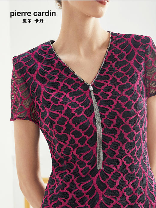 皮尔卡丹女装夏玫红色网纱袖V领短袖连衣裙A字裙P0200DS48D3
 商品图3