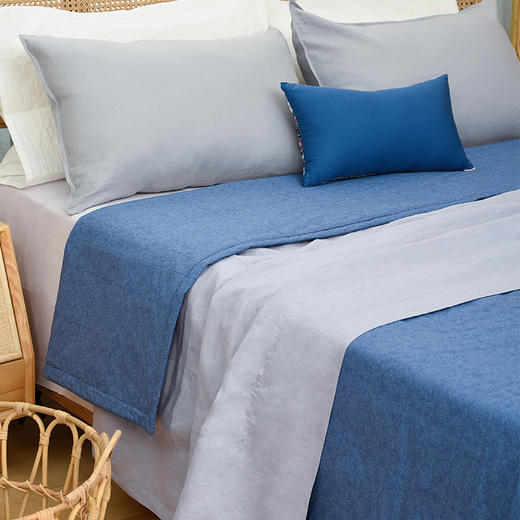 简约蓝色夏凉被空调盖毯床品 商品图0