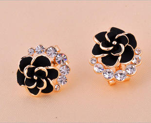 JU-ES1688259韩国小饰品镶钻山茶花水钻气质耳钉现货实拍一件 商品图0