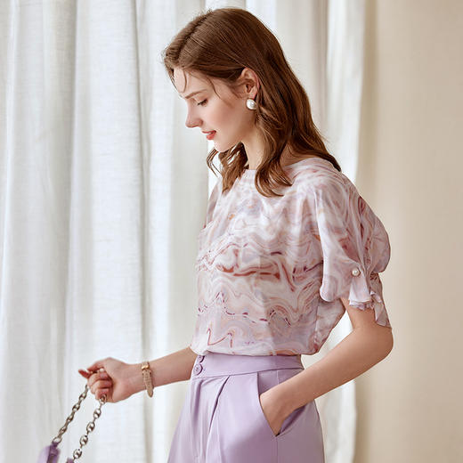 欧芮儿印花雪纺衫女2021新款气质时髦简约设计感小众炫彩上衣 商品图2