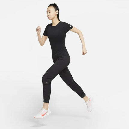 Nike耐克女装2021夏季新款运动服休闲短袖T恤DJ8519-010-110 商品图1