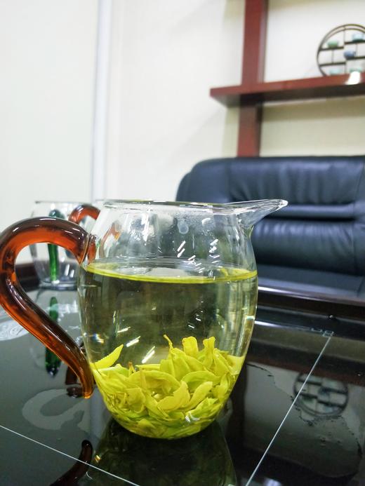 【茶馆茶叶】【北方佳人】小众茶第42期丨黄金芽丨  口感鲜香 金黄色的叶片、贵气十足、没有什么叶绿素、苦涩不存、且富含丰富的氨基酸 商品图1