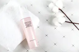 用“云朵”洗脸？！这只网红洁面，60秒洗净黑头粉刺！