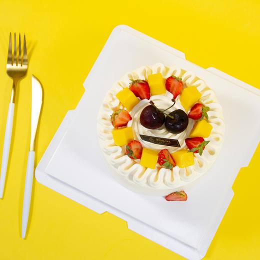 （咸味）奶油【夏の温情】- 新鲜水果+焦糖脆片夹心，细腻奶油糅卷成裙摆状 用温柔撑起了盛夏 芒果和草莓并肩相拥 微风轻吹，鲜果汁水低落奶油 空气都变得爽朗起来 商品图3