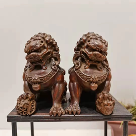 W°黄杨做旧狮子