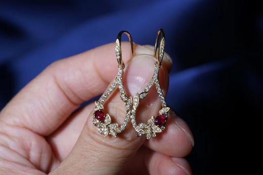 【喆】【花团锦簇】红宝石耳坠 商品图3