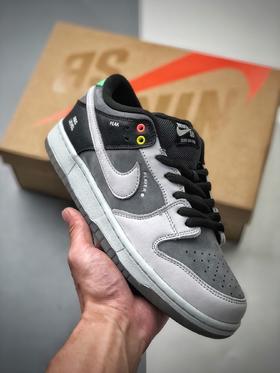 s-b板鞋
