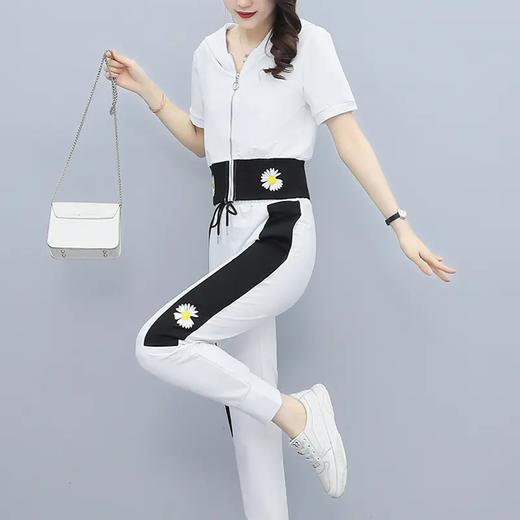 CZJ5011 2021夏季新款简约拼接绣花设计连帽两件套 商品图1